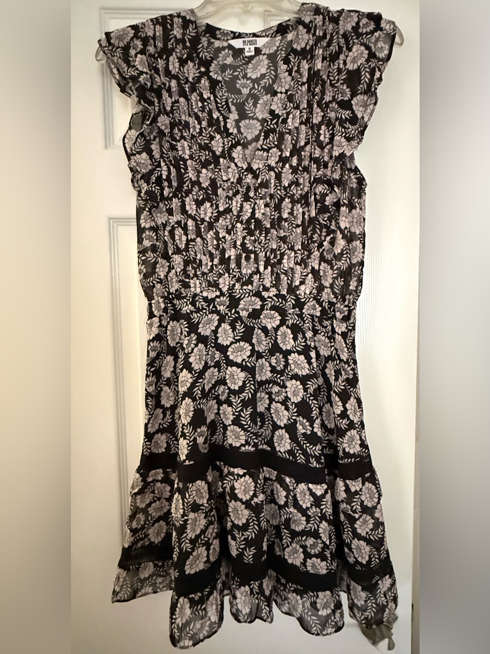 BB Dakota Mariposa, Black Floral Dress